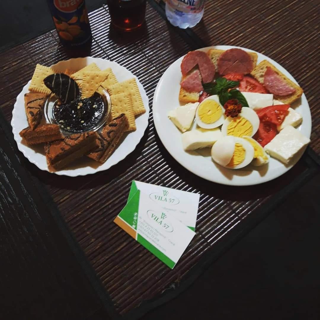 Vila 57 Hotel 티라나 외부 사진